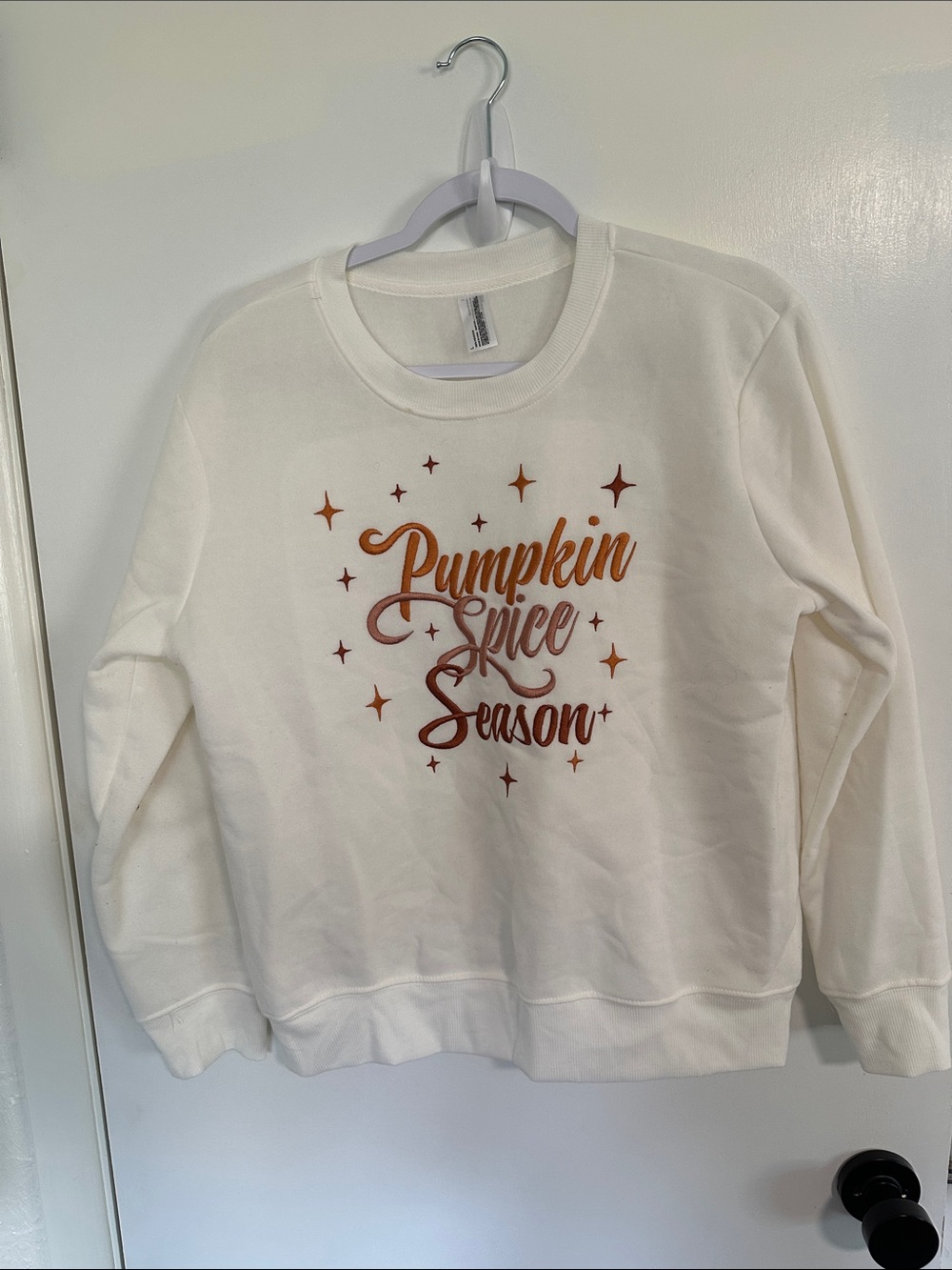 Pumpkin Spice Season Cream Graphic Sweatshirt Size L